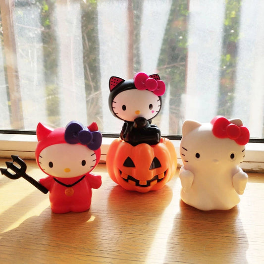 Hello Kitty Halloween Decor